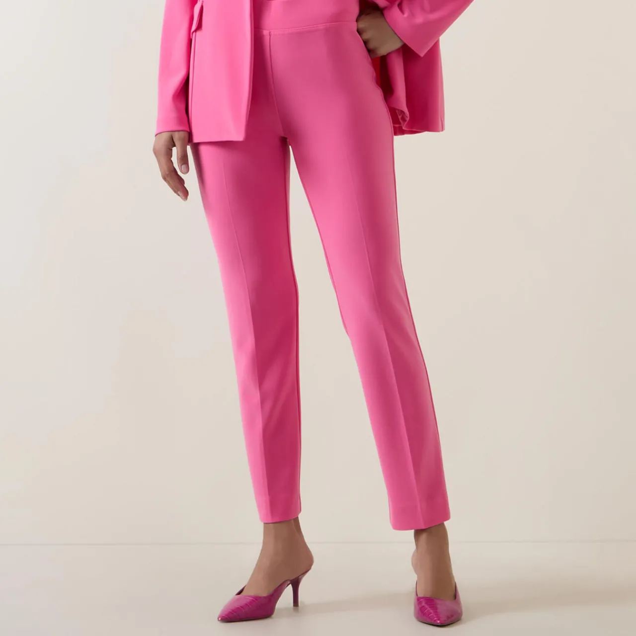 Sale JOSEPH RIBKOFF High-Rise Skinny Leg Trousers