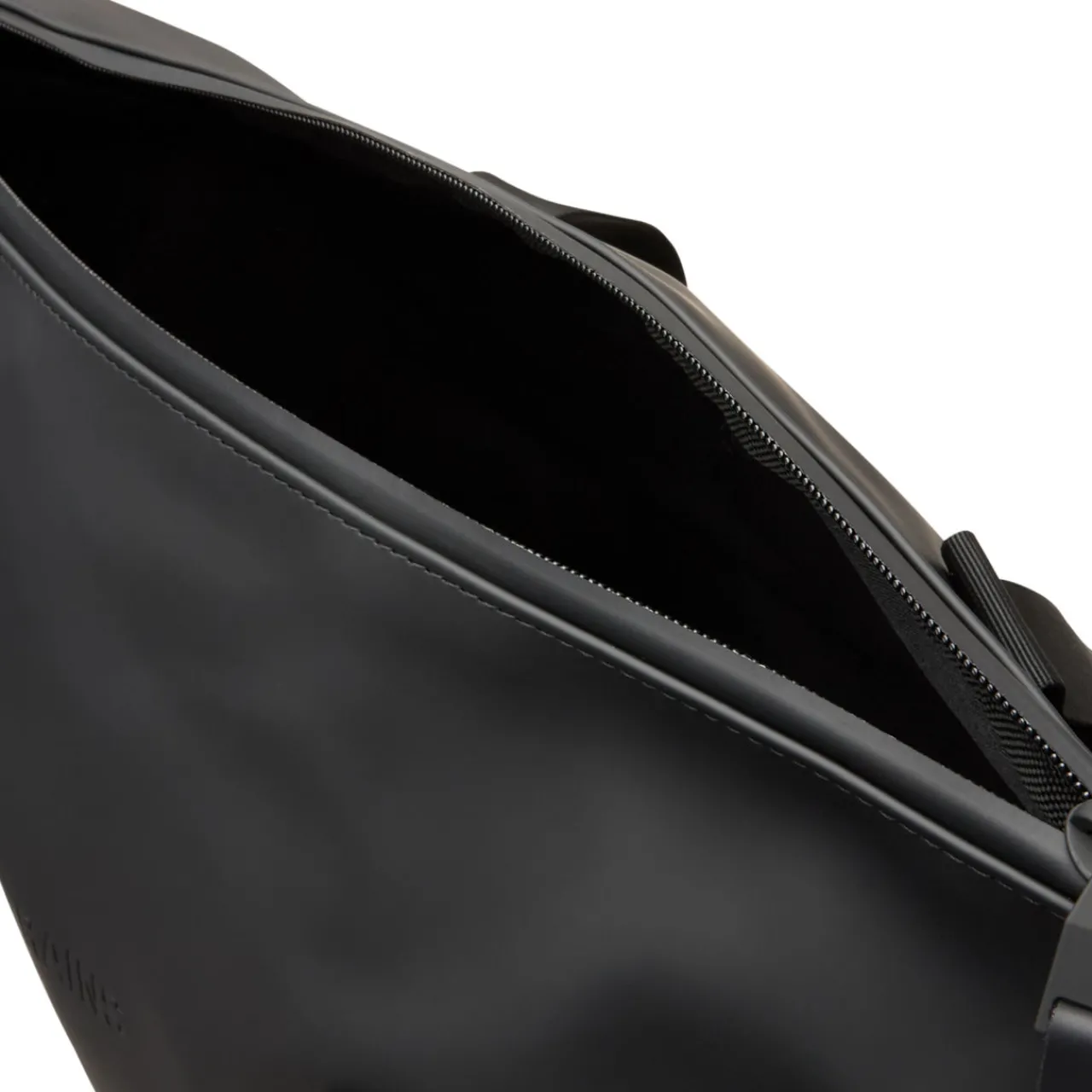 Best RAINS Hilo Small Weekend Bag