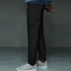 Hold Ankle-Length Cargo Trousers