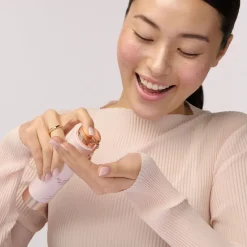 HydraBright Illuminating Serum