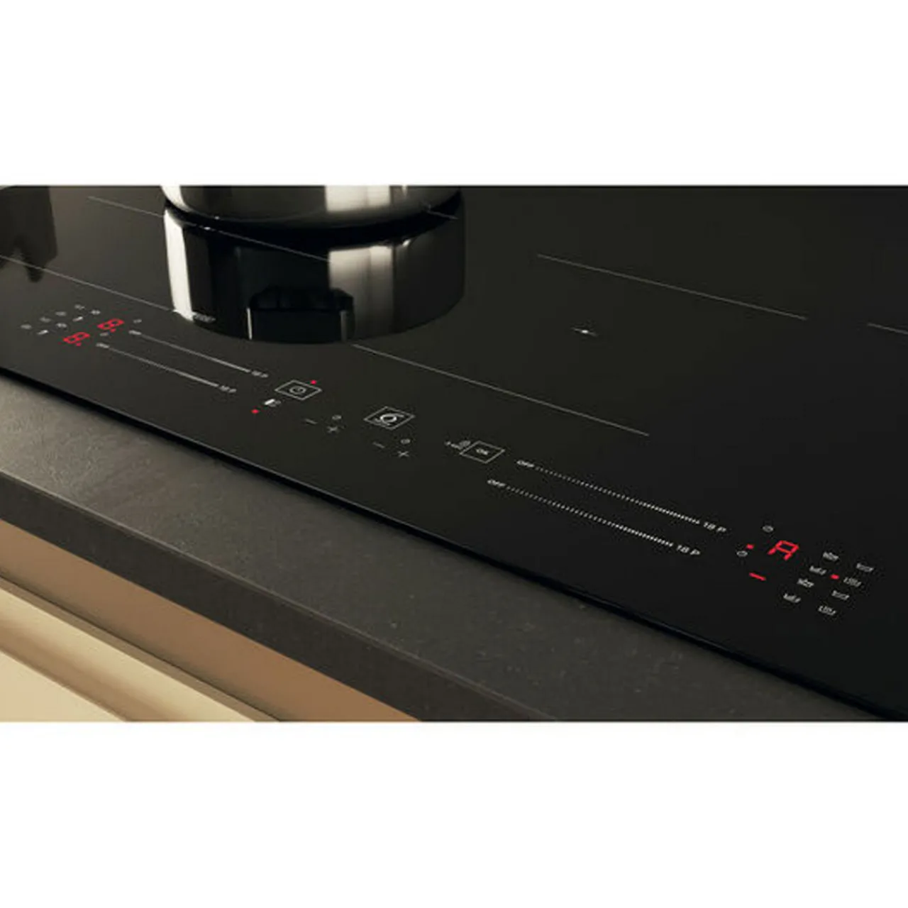 Outlet WHIRLPOOL Induction Black Glass-Ceramic Hob