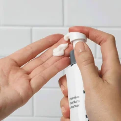 Intensive Moisture Cleanser
