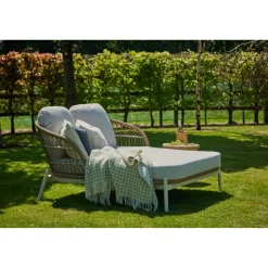 Irvington Daybed Coconut