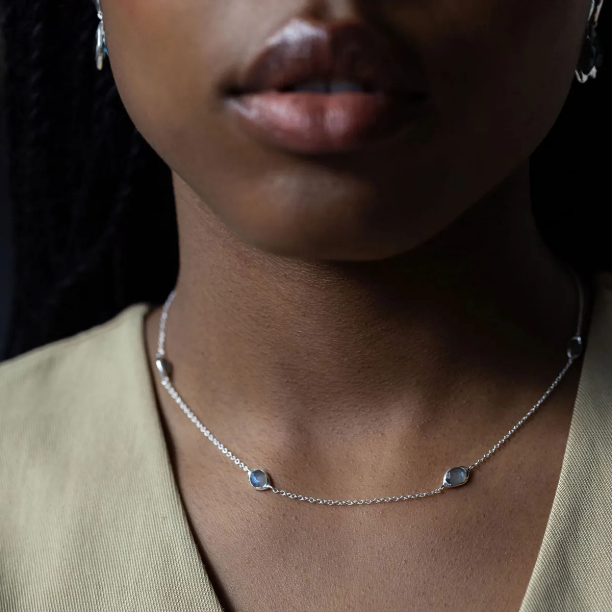 Labradorite Stepping Stone Necklace