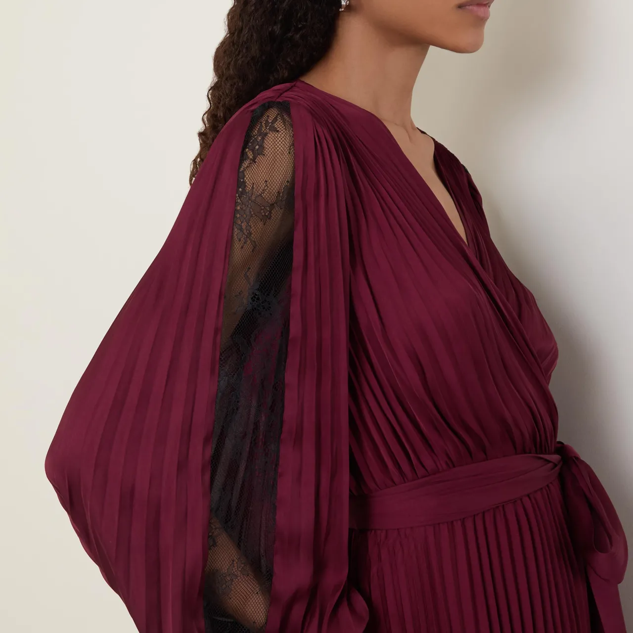 Best JOSEPH RIBKOFF Lace-Sleeve Pleated Wrap Dress