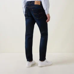 Larkee Beex Mid-Rise Tapered Jeans