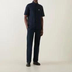 New FRED PERRY Laurel Wreath Logo Oxford Shirt