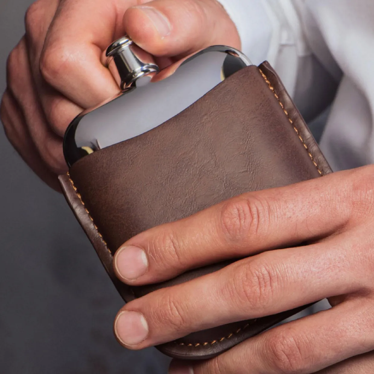 Leather Sleeve Stainless Steel Hip Flask