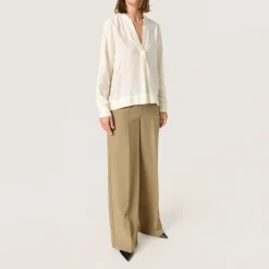 Discount SOAKED IN LUXURY Leodora Solid Blouse