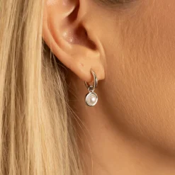 Lilia Pearl Earrings