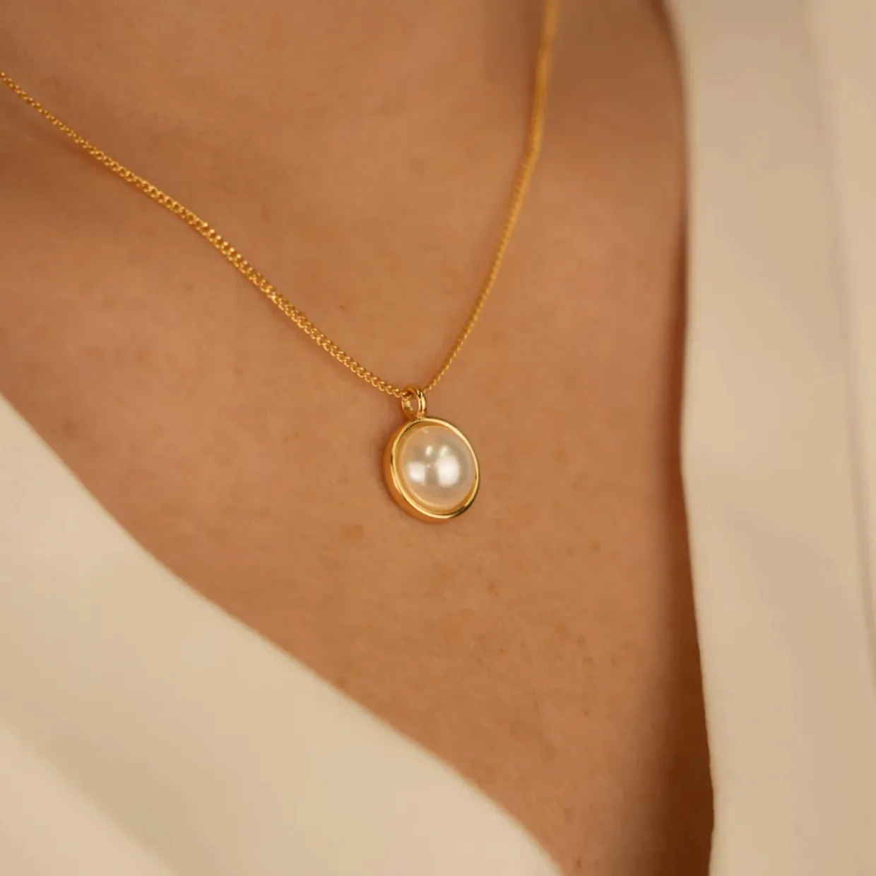 Lilia Pearl Necklace