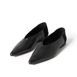 Linnie Pointed Flats
