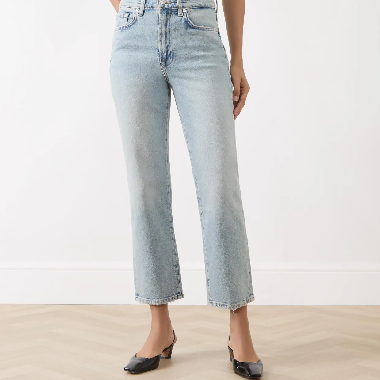 Logan Cropped Stovepipe Jeans