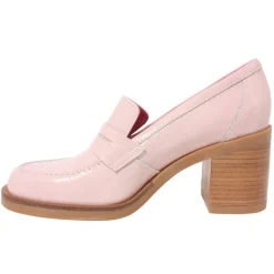 M672 Heeled Loafers