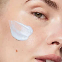 Magnetic Glow Cleanser