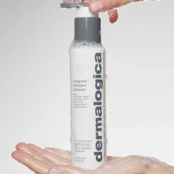 Magnetic Glow Cleanser