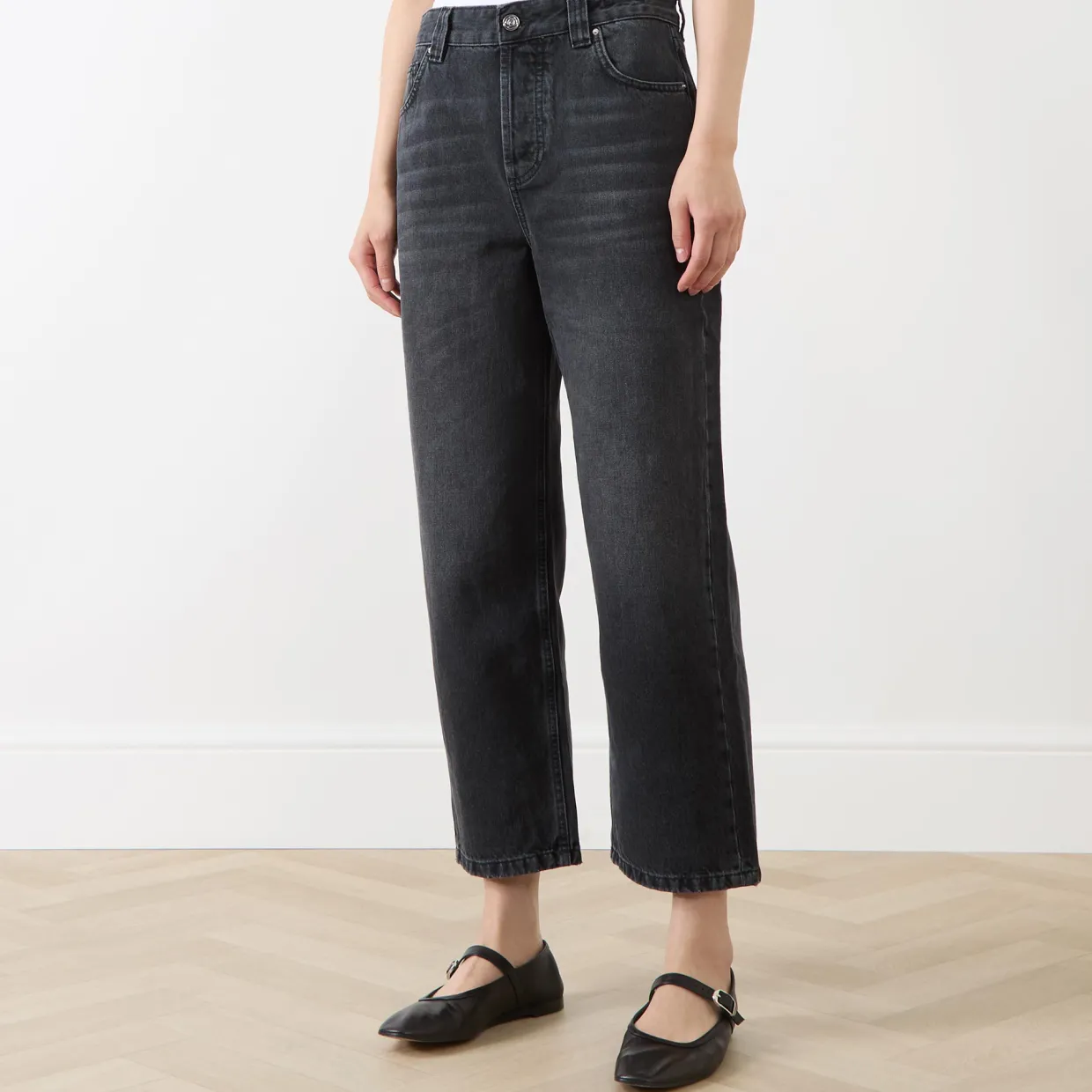 Mom Straight Leg Cropped Jeans