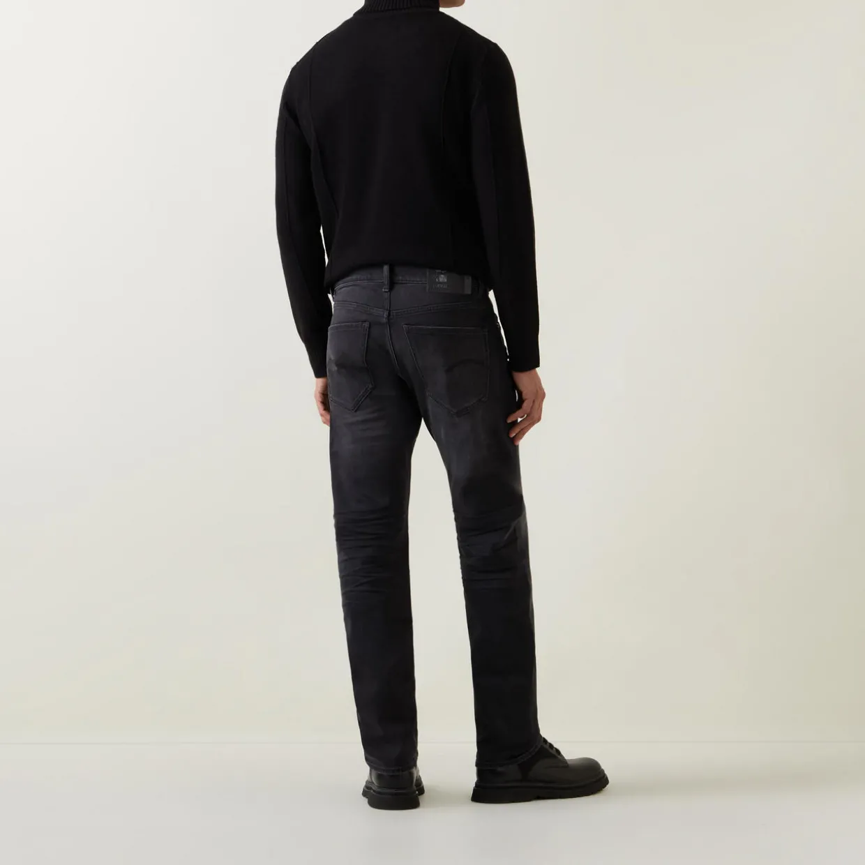 Mosa Mid Rise Straight Leg Jeans