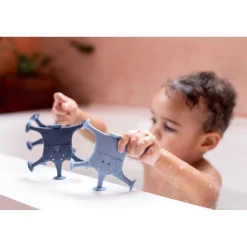 Mrs. Elephant's Family Animal Bath Toys