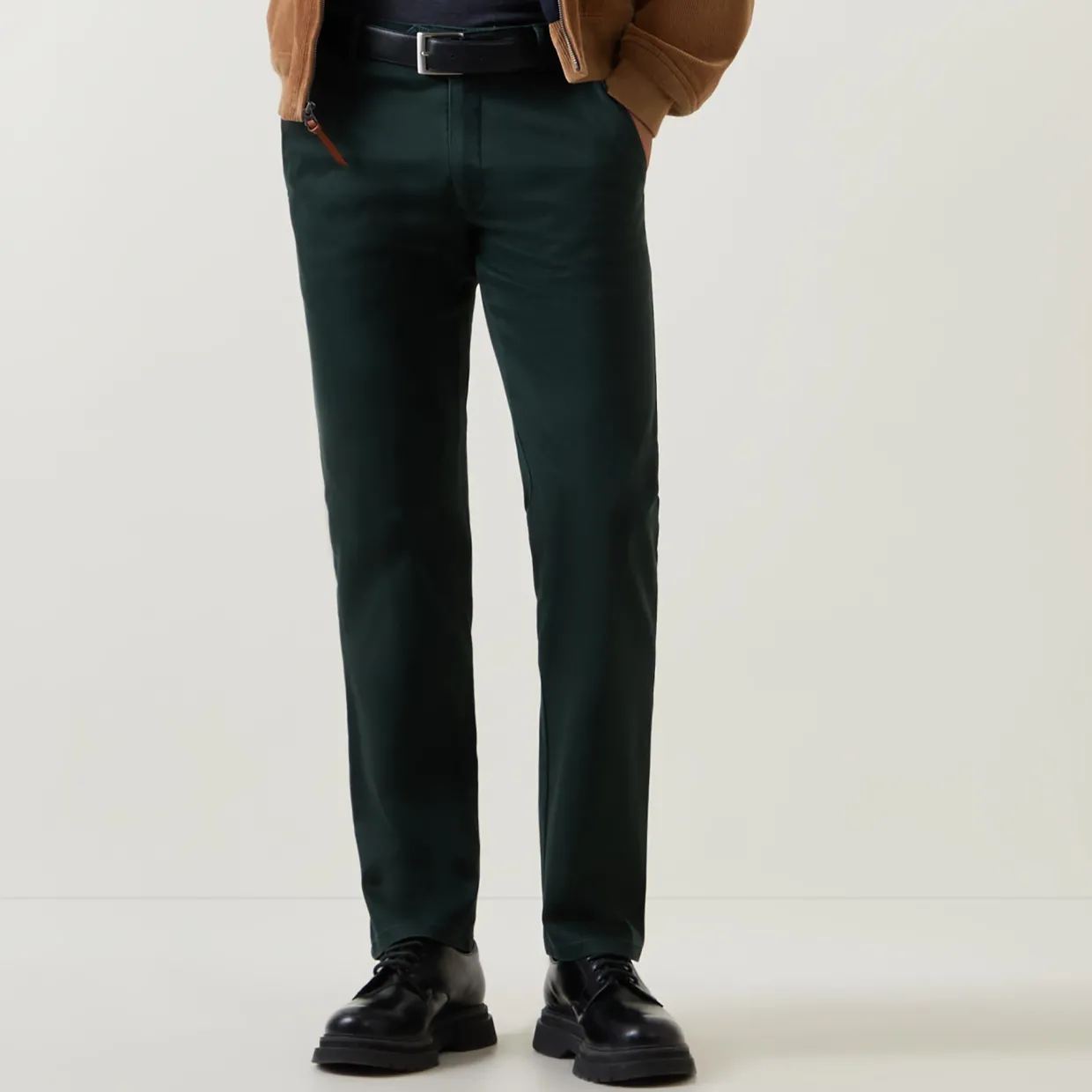 New York Fine Texture Chinos