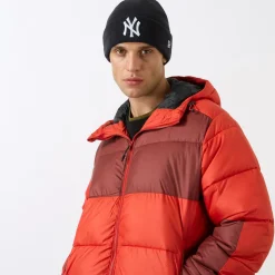 New York Yankees Logo Beanie Hat