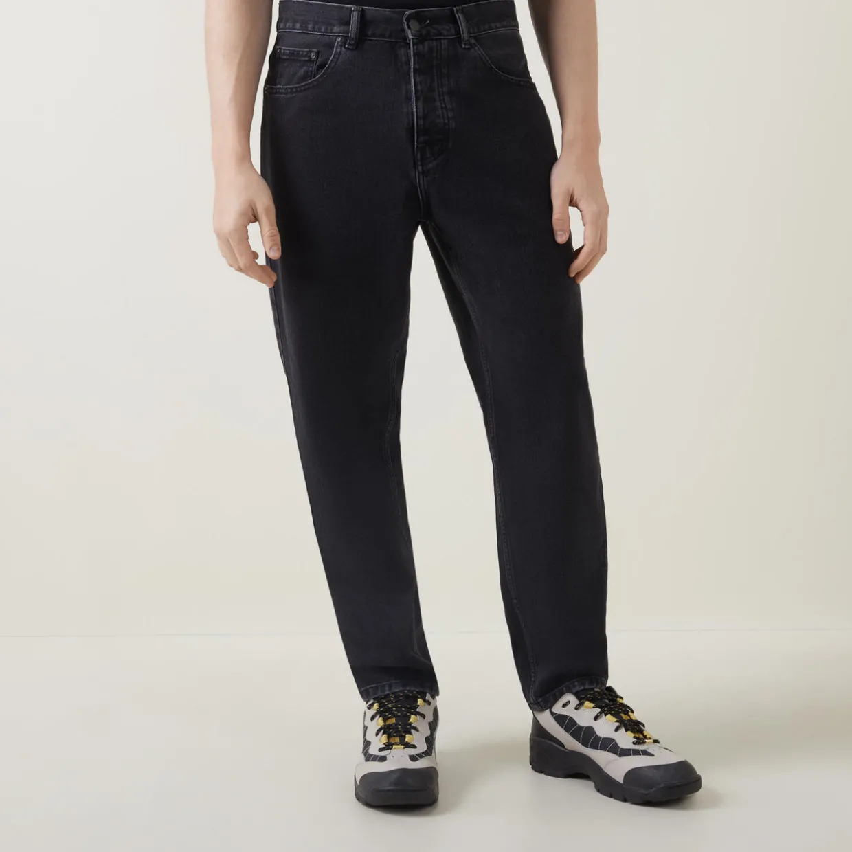Newel Mid Rise Relaxed Tapered Fit Jeans