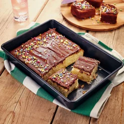 Non-Stick Cake Tin 33cm