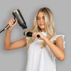 One Salon Hairdryer