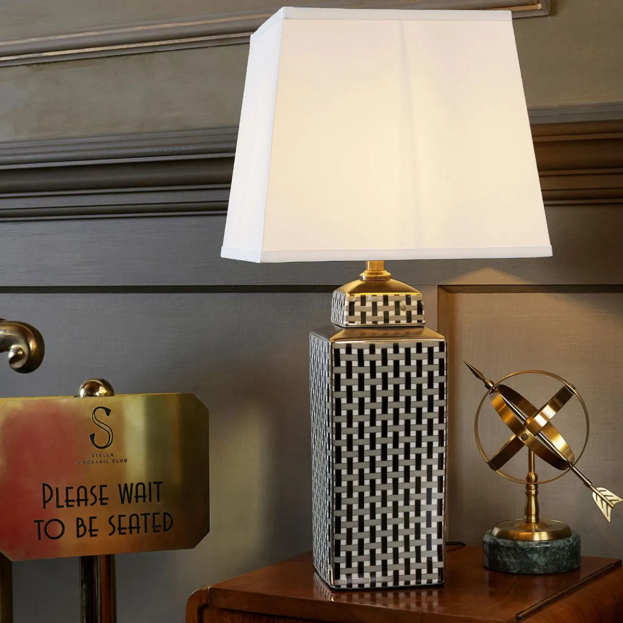 Paris Geometric Table Lamp