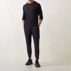 Performance Long-Sleeved T-Shirt