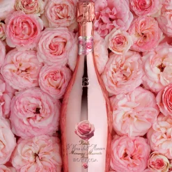 Petalo Manzoni Moscato Rosé Manzoni Moscato Spumante Dolce Gift Box 750ml