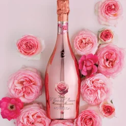 Petalo Manzoni Moscato Rosé Manzoni Moscato Spumante Dolce Gift Box 750ml