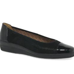 Petunia Ballet Flats