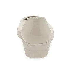 Petunia Patent Accent Wedges