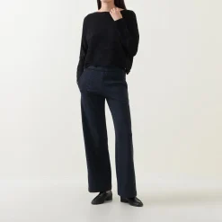 Pullover Fine Knit Sweater