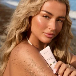 Radiant Canvas Bronze Primer SPF 30