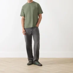 Clearance LEVIS Red Logo Tab Vintage T-Shirt