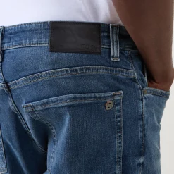 Hot BOSS Re.Maine Straight Leg Jeans