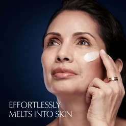 Revitalizing Supreme+ Night Power Bounce Crème Moisturiser