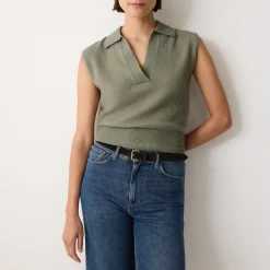 Ribbed Collar Knitted Top