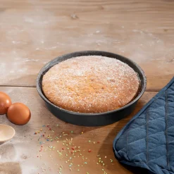 Round Cake Tin 22cm