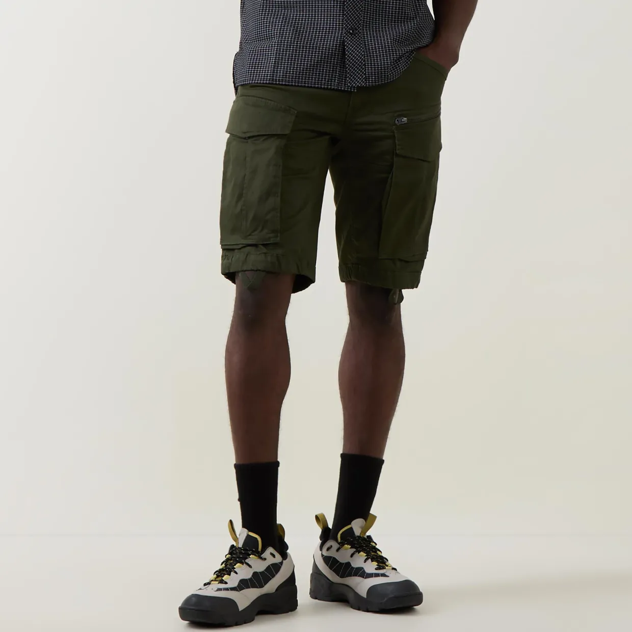 Rovic Zip Cargo Shorts