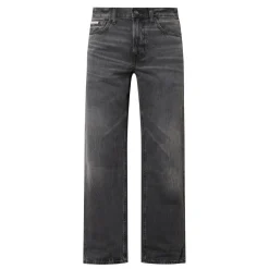 Discount CALVIN KLEIN JEANS 90s Mid-Rise Straight Leg Jeans