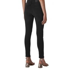 Sculpted Skinny Jean