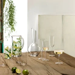 Set of Four Sublime White Wine Glasses
