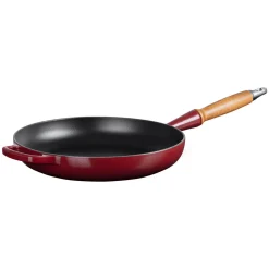 Fashion LE CREUSET Signature Cast Iron Frying Pan With Wooden Handle 28cm