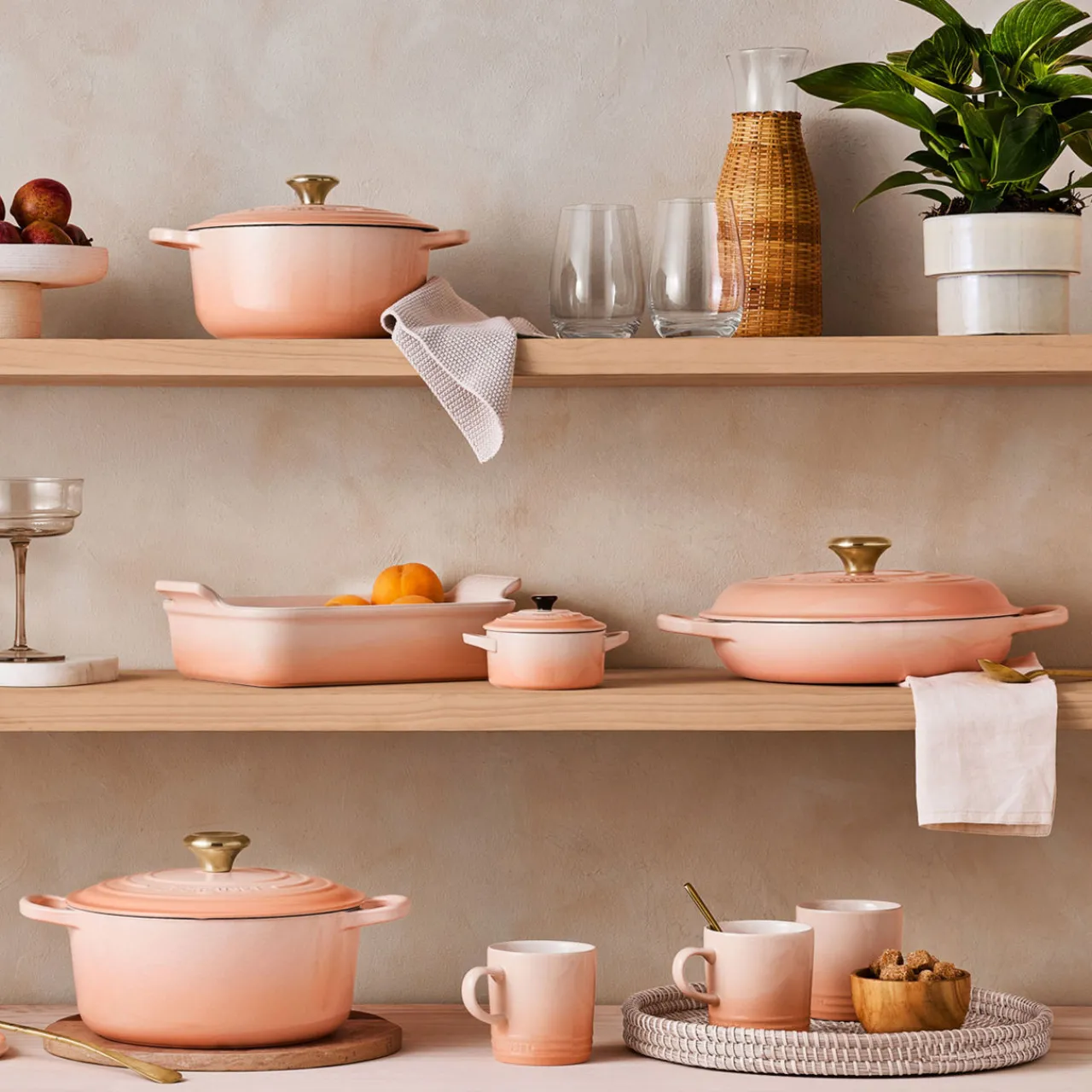 Discount LE CREUSET Signature Cast Iron Round Casserole 24cm