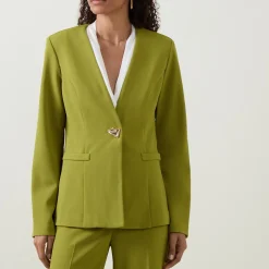 Single-Breasted Fitted Blazer