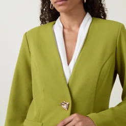Single-Breasted Fitted Blazer