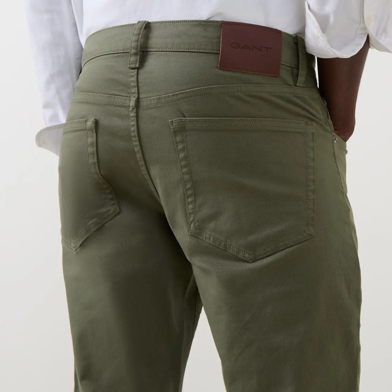 Online GANT Slim Leg Desert Jeans